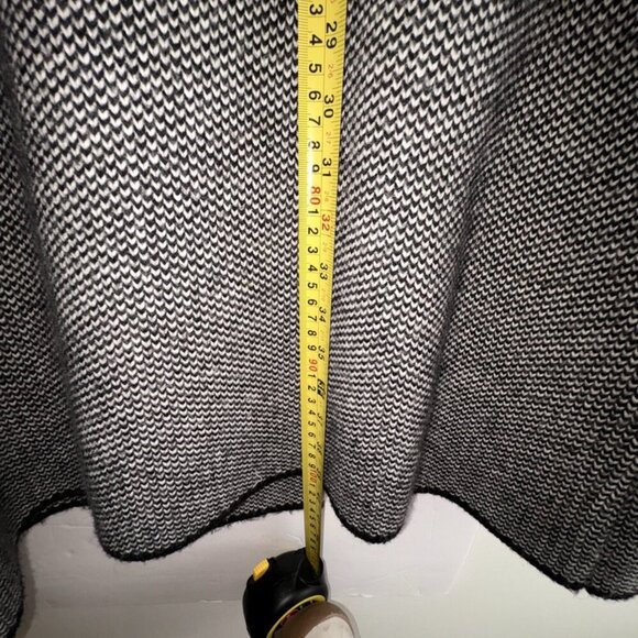 Italian Wool Blend Black White Sweater Overcoat Buttons Classic Timeless Size L - Picture 8 of 10